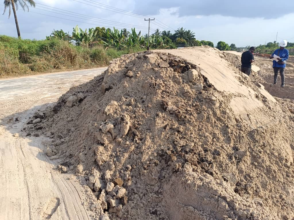 Site supervision beside earthworks and fill materials